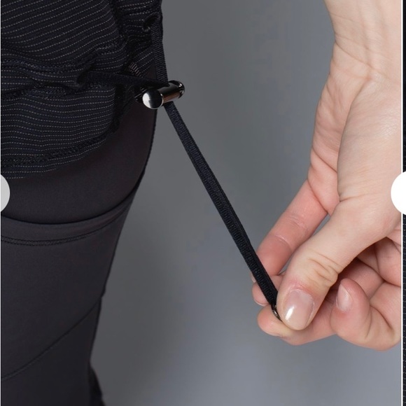 Lululemon Run Ta Ta Topper Top Shirt Size 8 - Picture 9 of 9